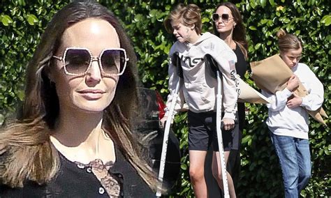 shiloh jolie-pitt wikipedia|shiloh jolie pitt 2020 surgery.